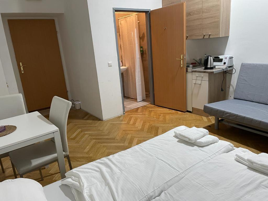 Hotel Easybook-In Wien Exterior foto